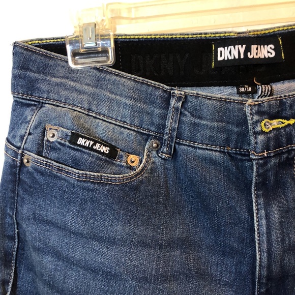 NWT DKNY High Rise  Shaping Skinny Jeans Size 10. - Picture 3 of 10